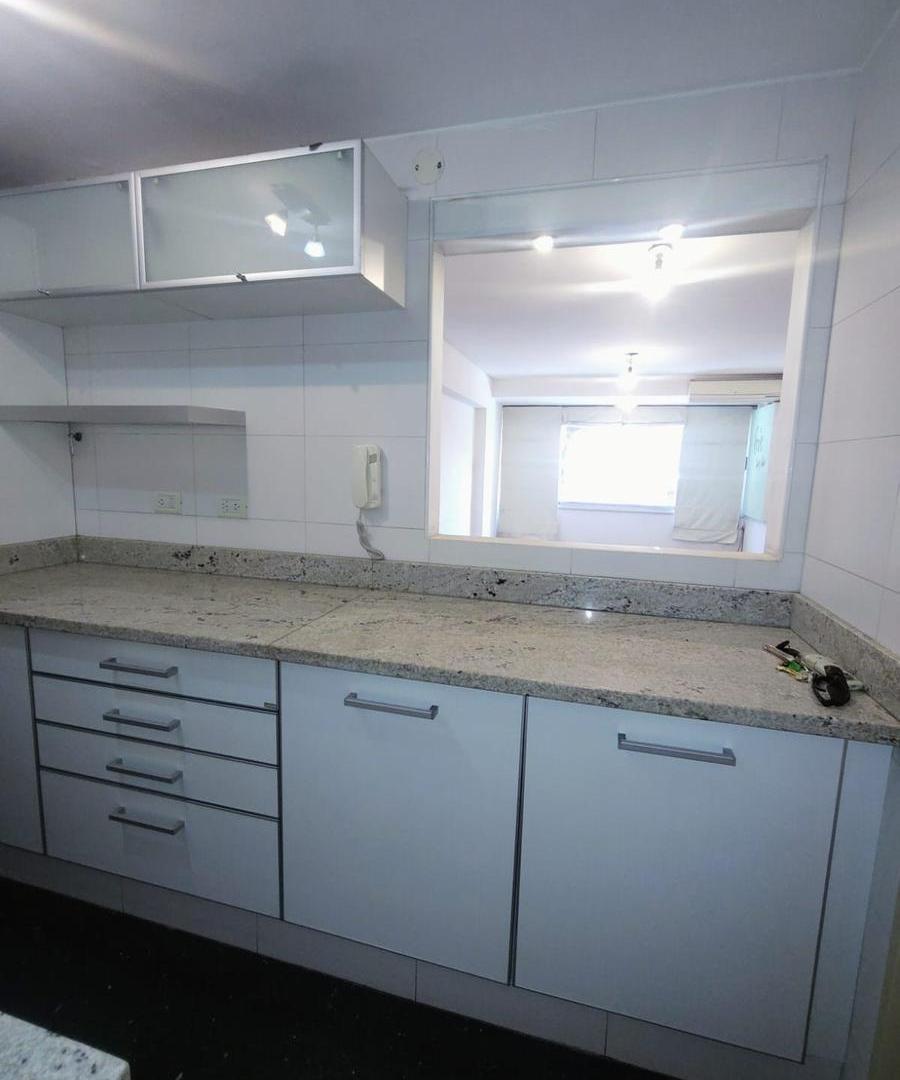 Foto de EN VENTA Departamento CALLE 9 DE JULIO CIUDAD DE MENDOZA, imagen 4