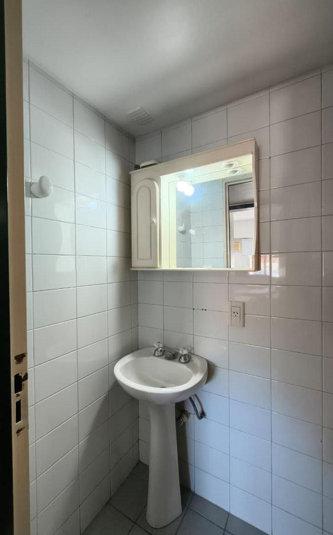 Foto de Departamento en alquiler microcentro 2 dormitorios cochera, imagen 4
