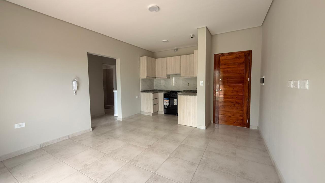 Foto de Departamento en Venta - Rincon Veneto, imagen 2