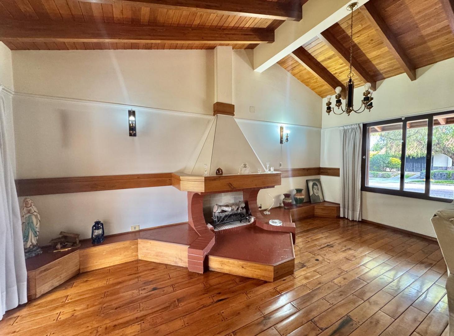 Foto de Casa en Barrio Dalvian, Una planta, 3 dormitorios y amplio jardín en, imagen 2