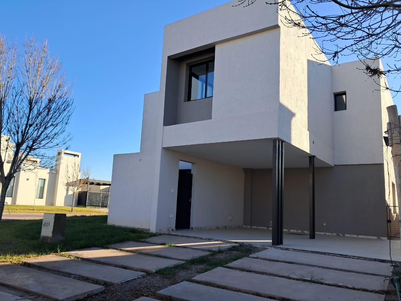 Foto de LAR DE VIEYTES 3 , casa esquina, gran jardin, doble altura, dos plantas, imagen 5