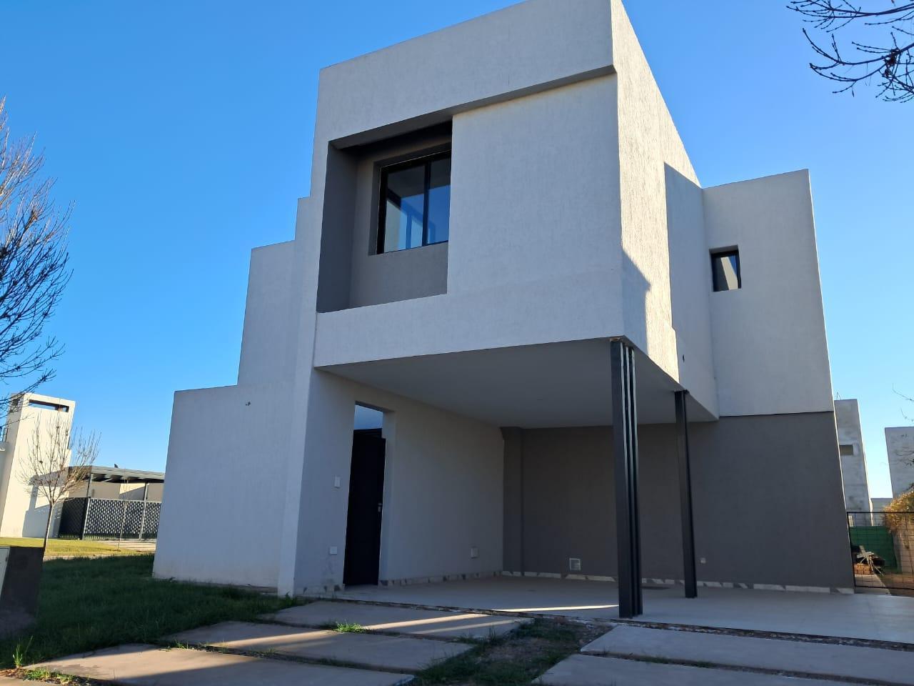 Foto de LAR DE VIEYTES 3 , casa esquina, gran jardin, doble altura, dos plantas, imagen 4