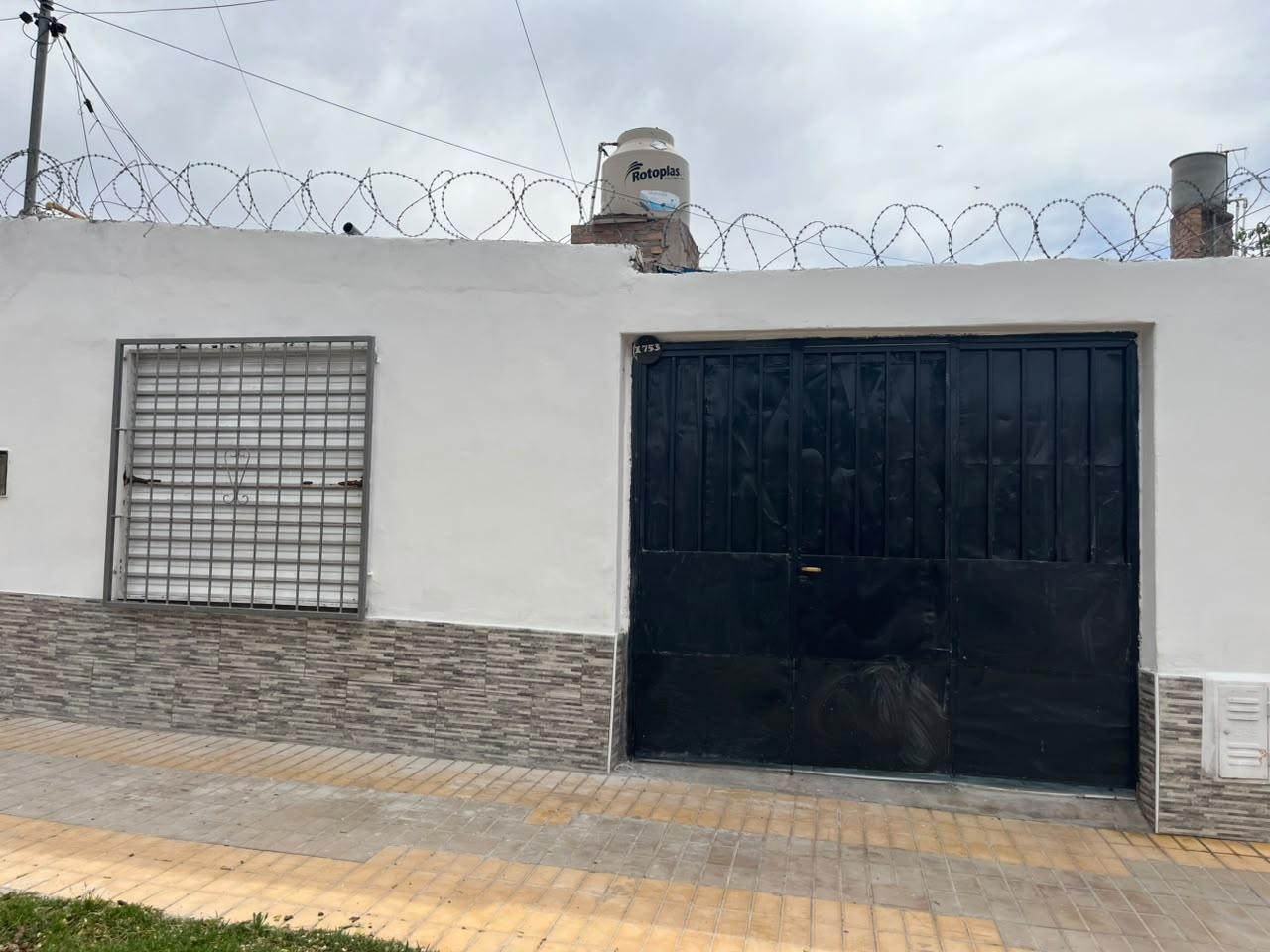 Foto de Casa Alquiler 1 dorm con cochera, imagen 2