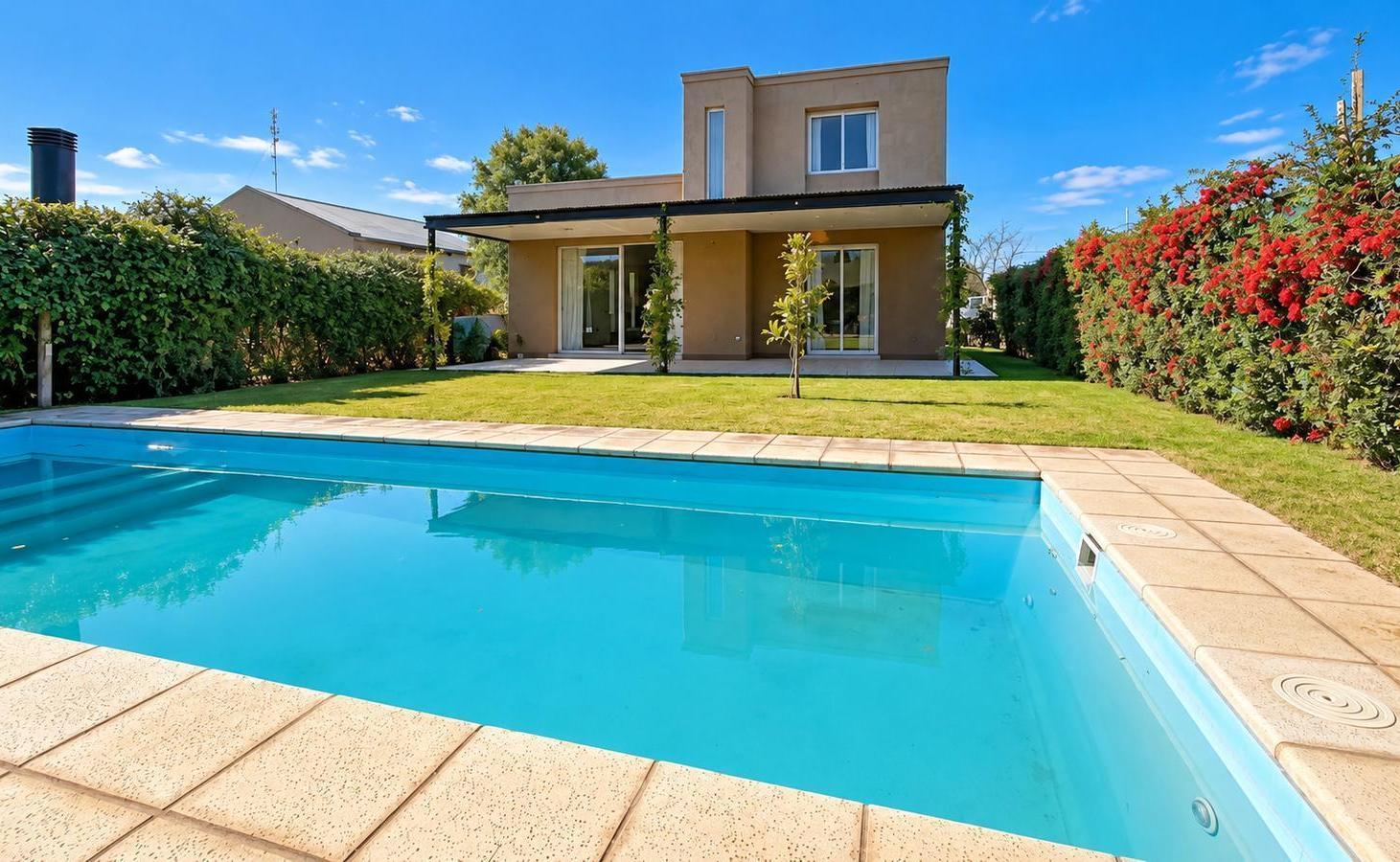 Foto de CASA EN ALQUILER-LAR DE VIEYTES II-PISCINA-SEGURIDAD, imagen 1