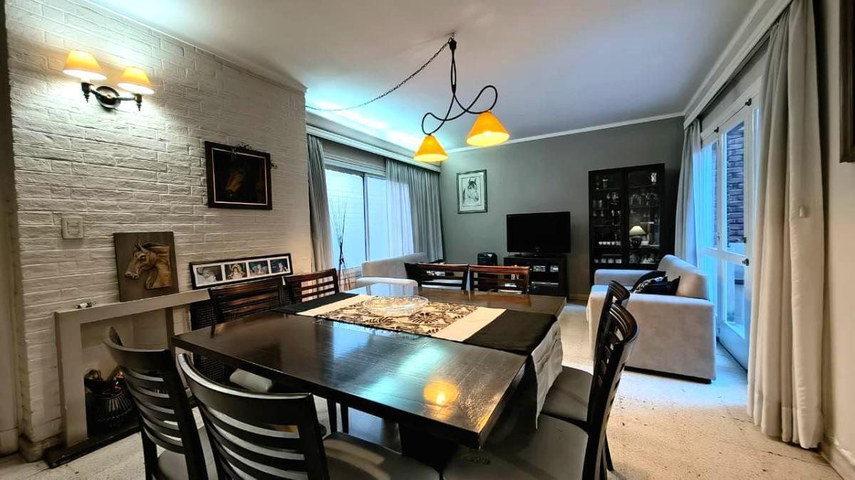 Foto de Hermosa casa a la Venta Rioja 400 entre República de Siria y Morón B°, imagen 4