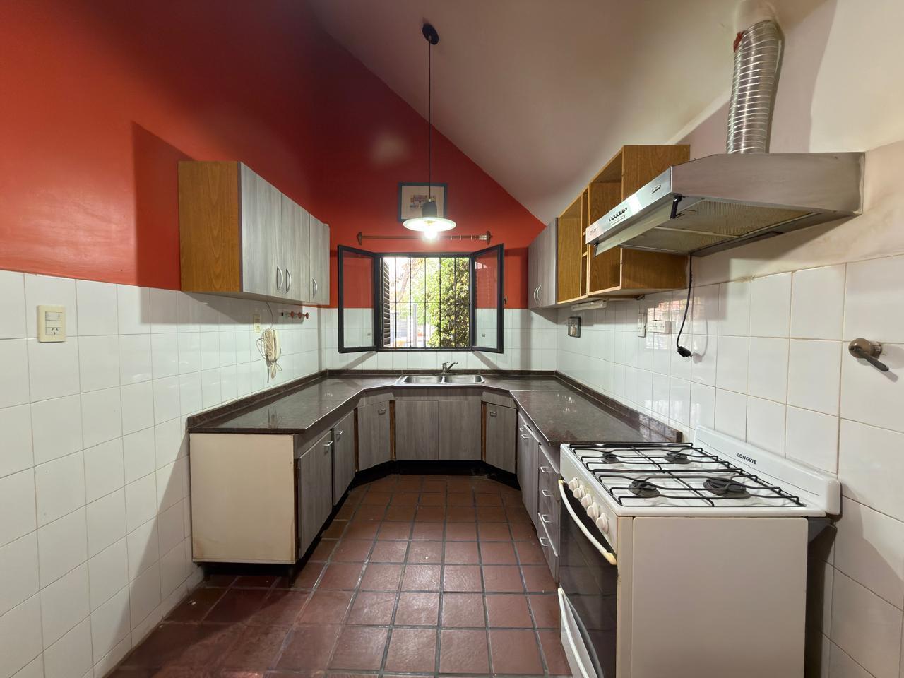 Foto de Espectacular Casa en Venta en Las Heras - 4 Dormitorios - Jardín, imagen 3