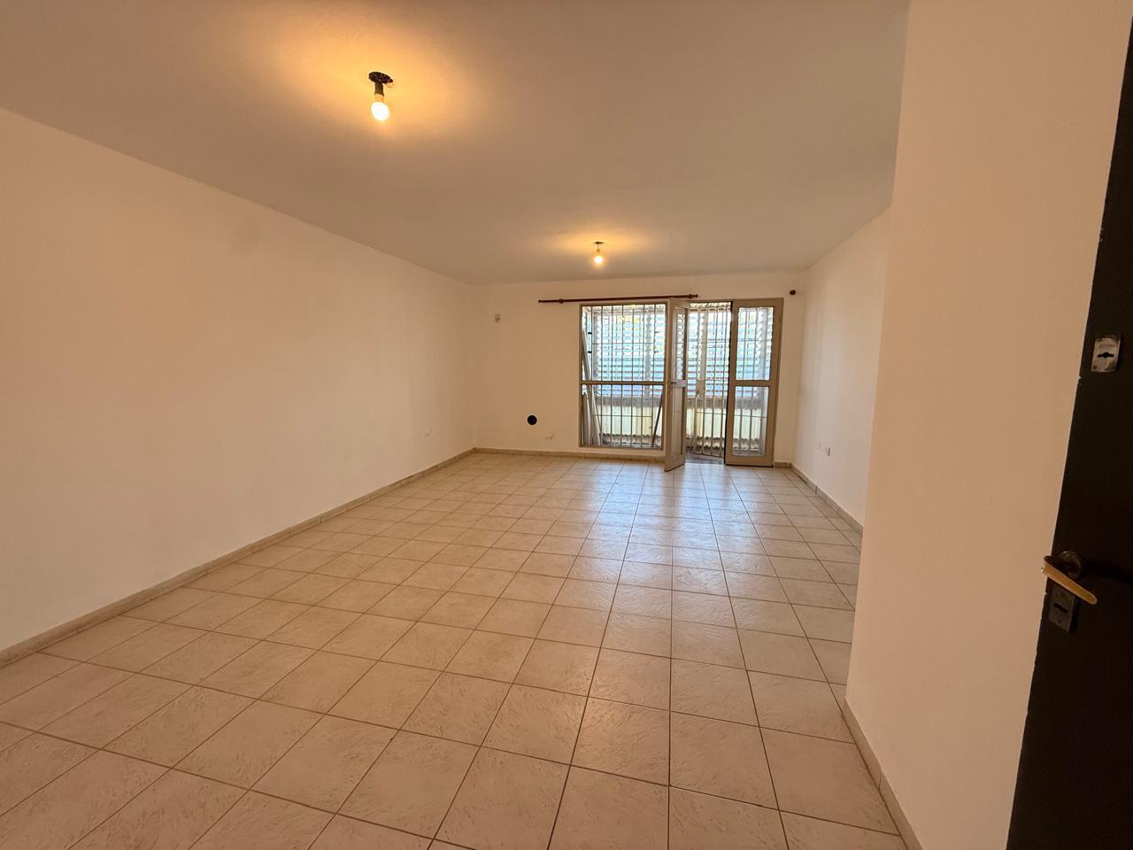 Foto de ALQUILER Departamento planta baja 4 dormitorios terraza cerca, imagen 1