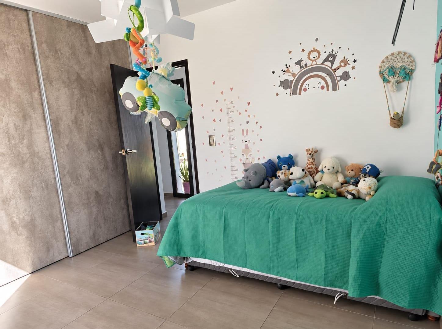 Foto de Espectacular Casa en Venta en Barrio Terruños de Araoz I, cochera, imagen 5