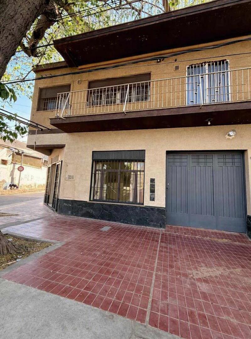 Foto de VENTA Casa Local comercial en la 6ta sección oportunidad colectivos en, imagen 3