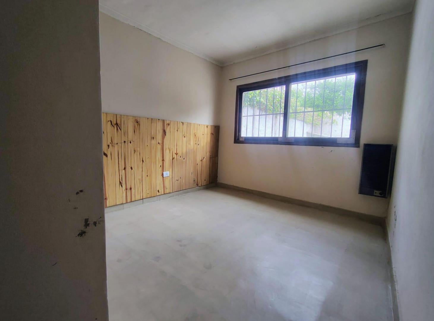 Foto de VENTA Casa en San Jose Guaymallen. Restaurada. 3 habitaciones. patio, imagen 3