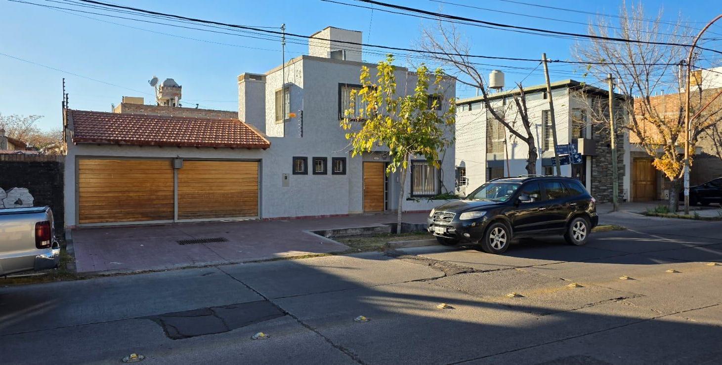 Foto de ESPECTACULAR CASA EN VENTA SEXTA SECCION - CIUDAD MENDOZA - APTO CREDITO, imagen 1