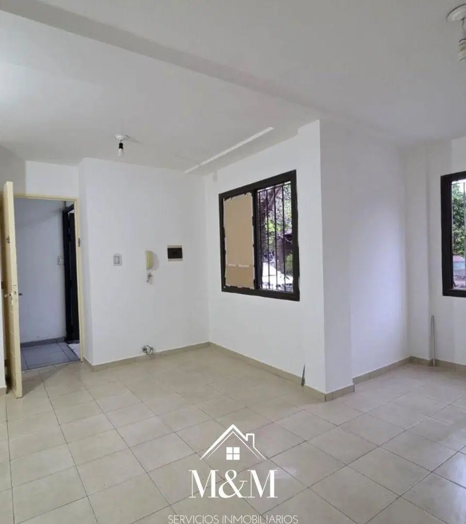 EXCELENTE DPTO EN VENTA C/ PATIO B° ALTO ALBERDI 5
