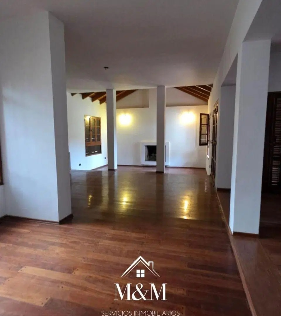EXCELENTE CASA EN VENTA B° TABLADA PARK 5