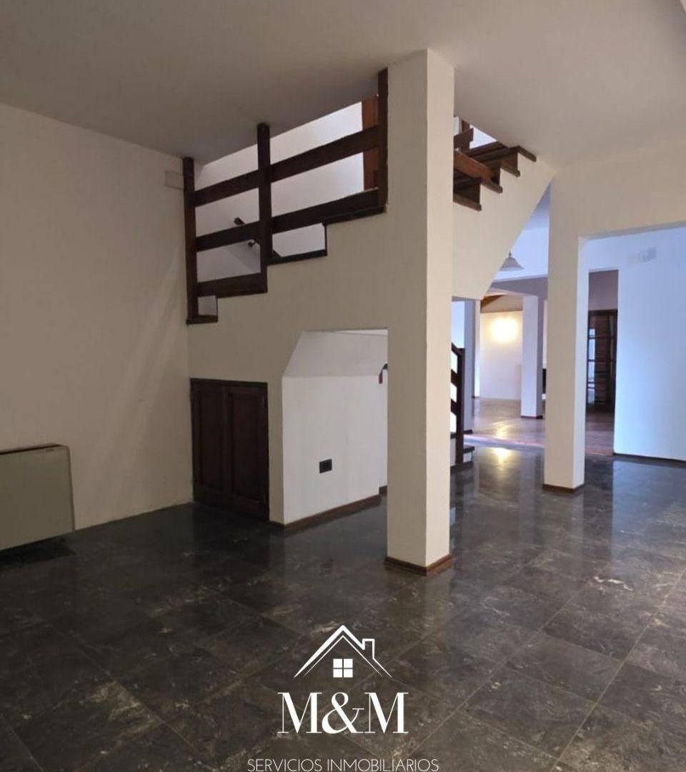 EXCELENTE CASA EN VENTA B° TABLADA PARK