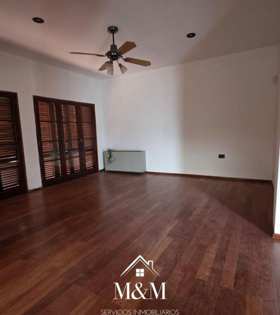 EXCELENTE CASA EN VENTA B° TABLADA PARK