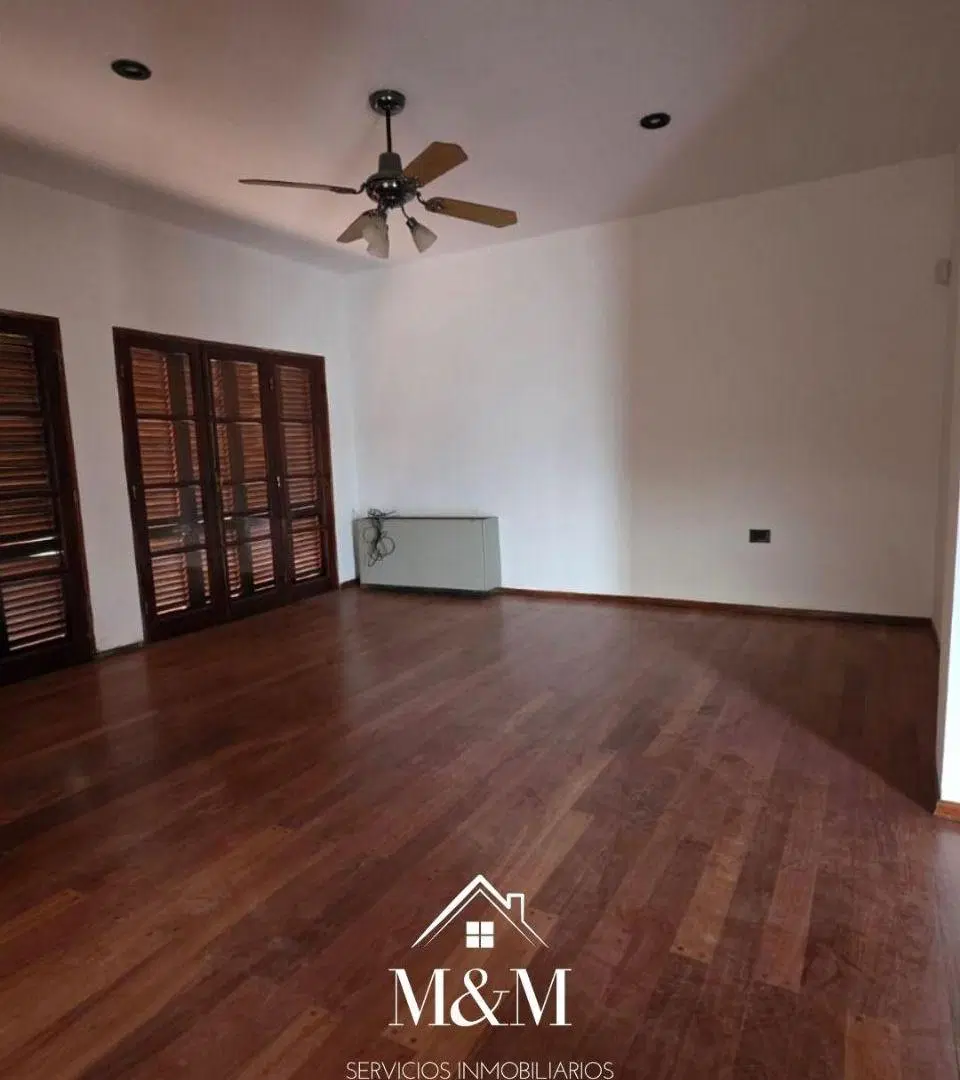 EXCELENTE CASA EN VENTA B° TABLADA PARK 3
