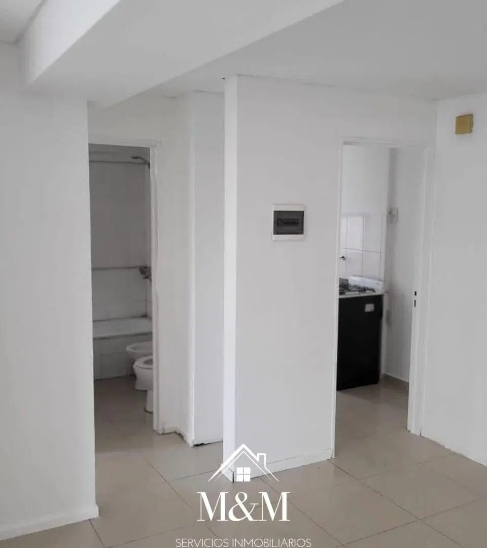 ALQUILER DPTO B° CENTRO 1 DORM.C/BALCON 5