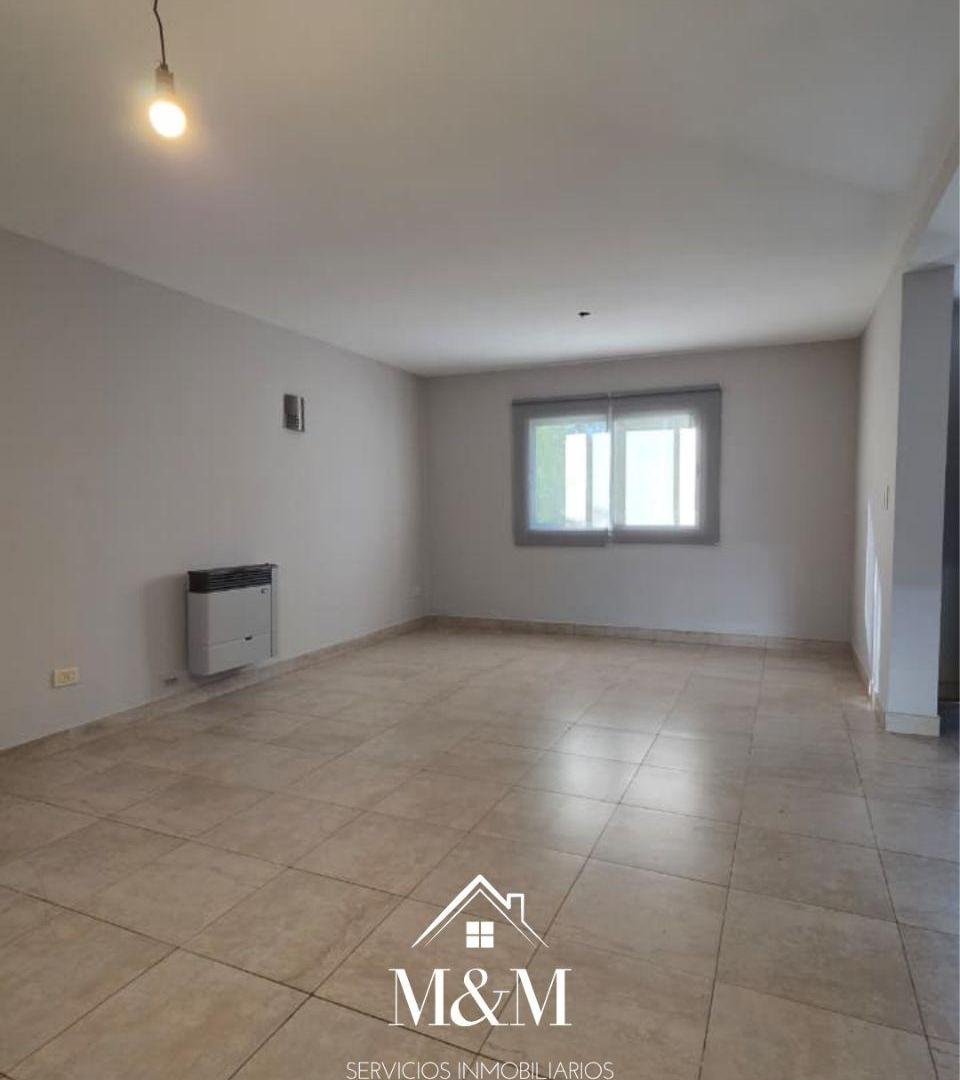 Foto de CASA EN ALQUILER EN BARRIO SAN ALFONS II, A MINUTOS DE PASEO RIVERA., imagen 1
