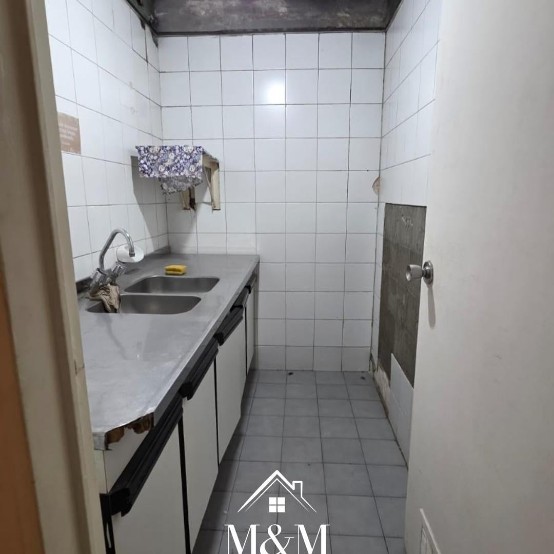Foto de ALQUILER LOCAL COMERCIAL EN SUBSUELO B° CENTRO, imagen 1