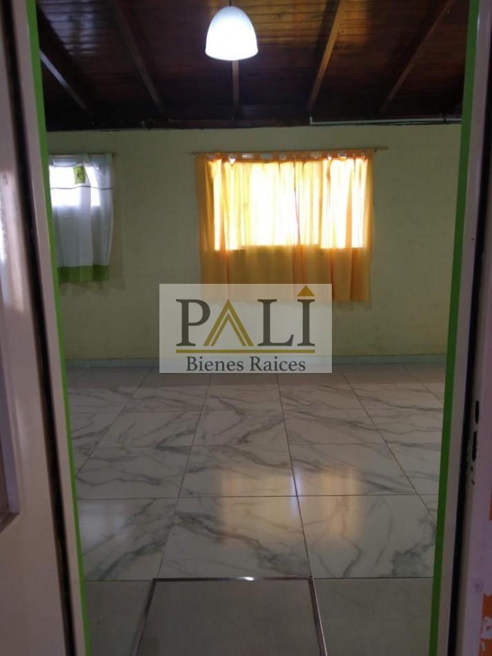 Foto de OPORTUNIDAD VENTA URGENTE - amplia Casa en excelente ubicacion, imagen 2
