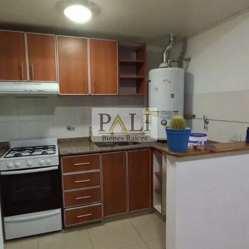 Se Vende Excelente Departamento 2 Ambientes con Cochera - Fcio. Varela Centro 4