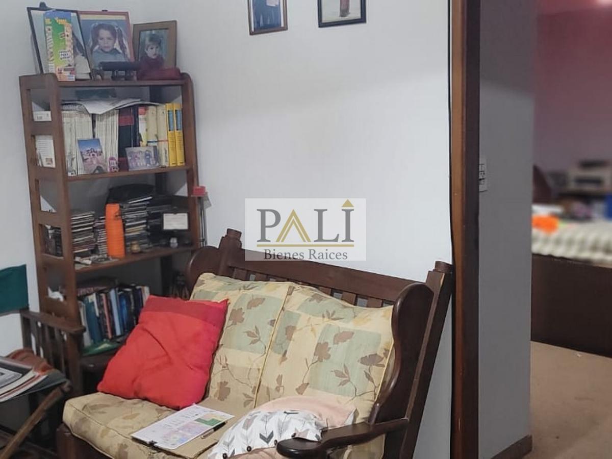 Oportunidad 5 Departamentos en Venta - Sourigues 2