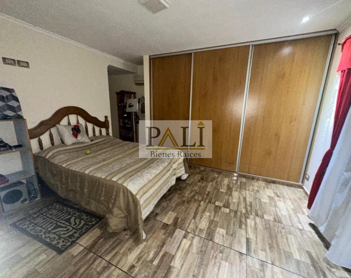 Se Vende Excelente Casa de 5 Ambientes en Florencio Varela - Apta Credito Hipotecario 3