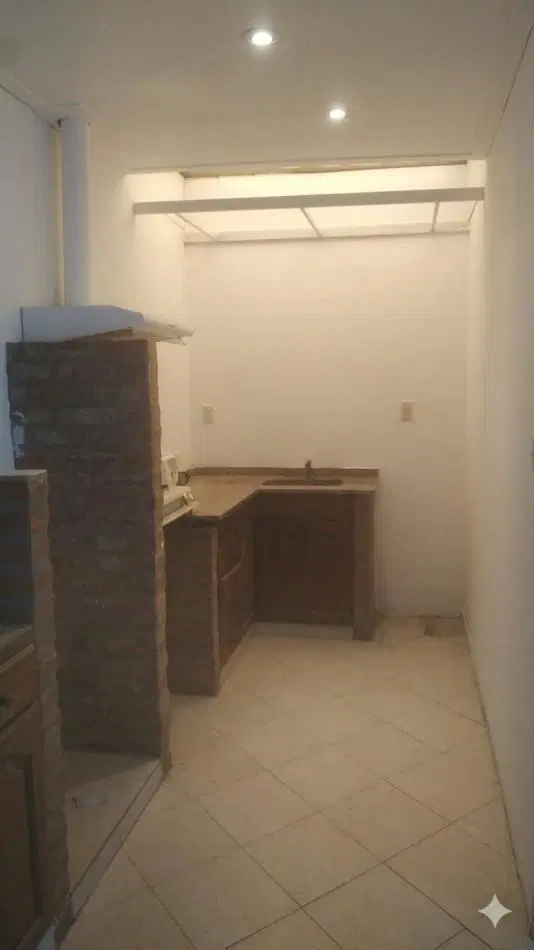 SE ALQUILA AMPLIO PH DE 3 AMBIENTES - FLORENCIO VARELA 2