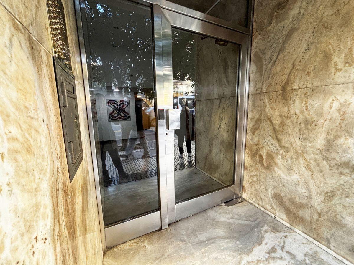 VENTA 3 AMBIENTES 86 M2- ALMAGRO- ESQUINA AV. CORRIENTES Y YATAY- APTO CRÉDITO LISTO PARA ESCRITURAR