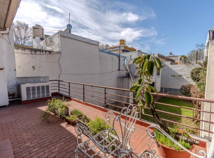 casa venta 5 ambientes cochera pileta parrilla 2