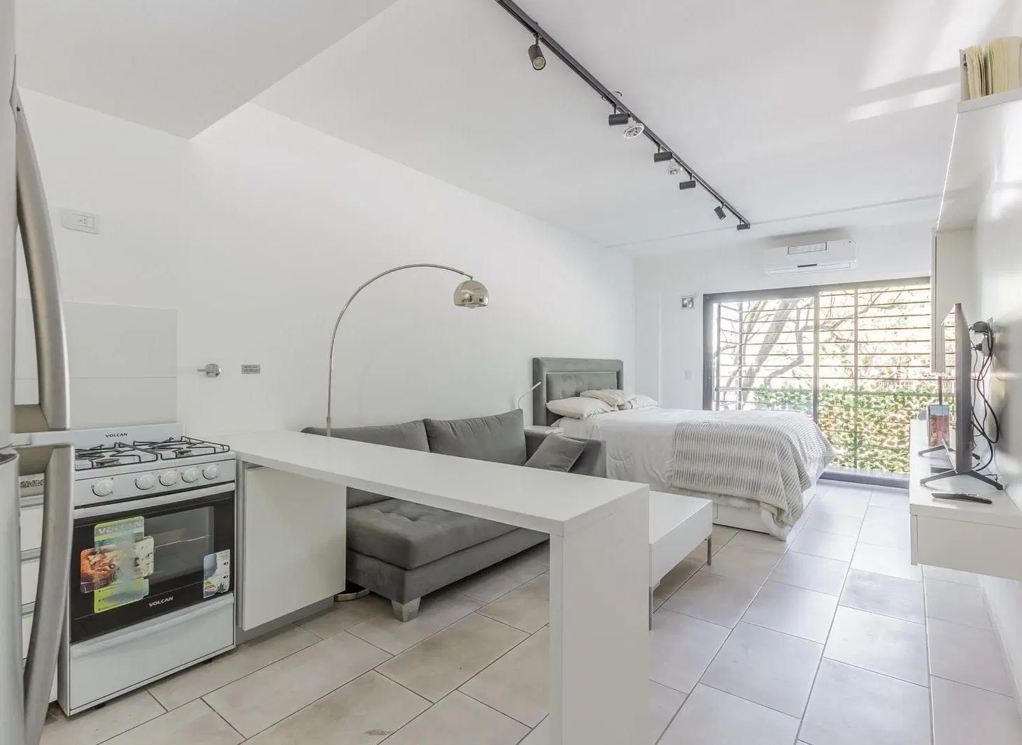 Venta Departamento Monoambiente Caballito con balcón Apto crédito 2