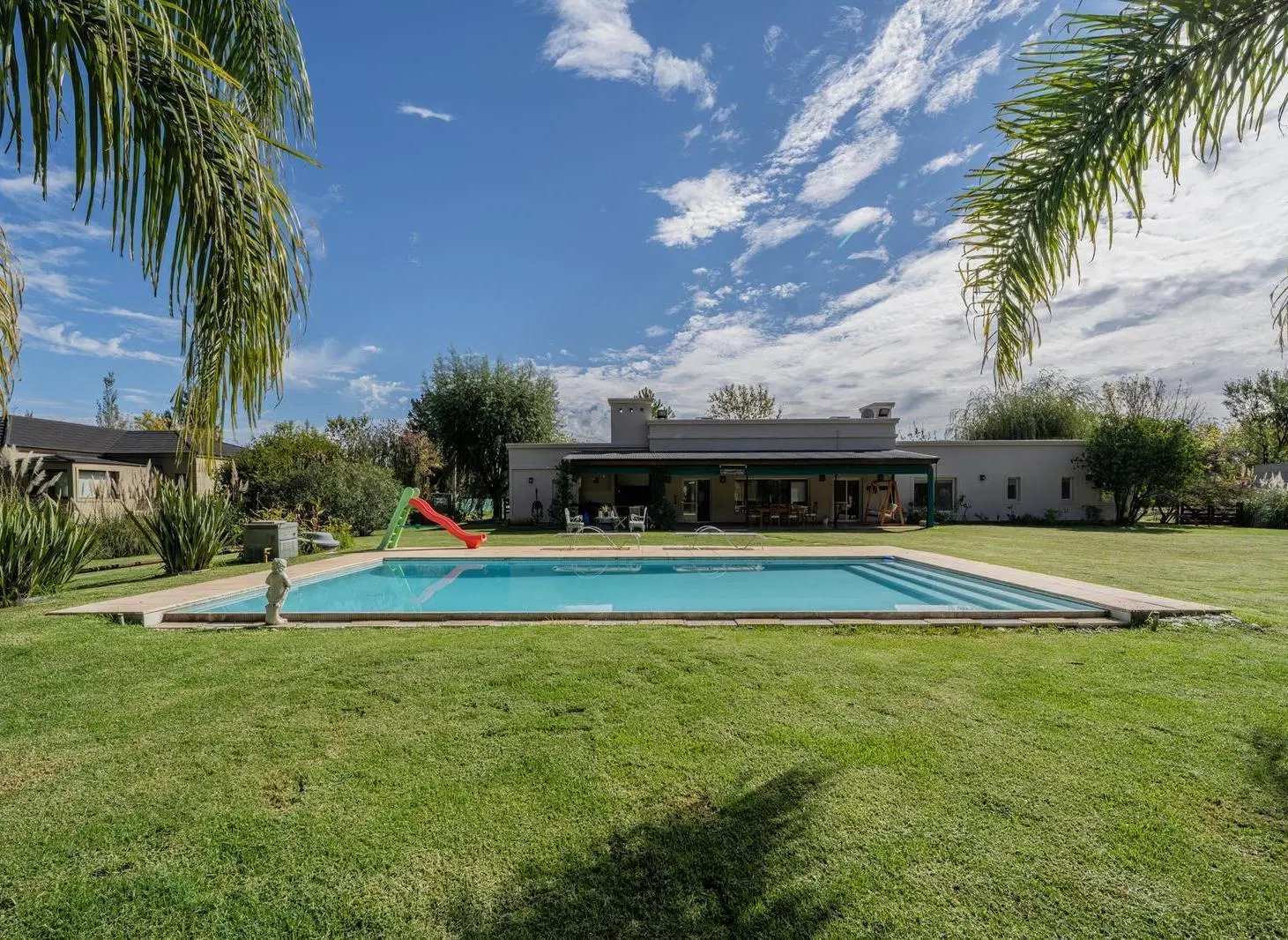 Casa de 4 ambientes en fincas de san vicente-Chacras I 2