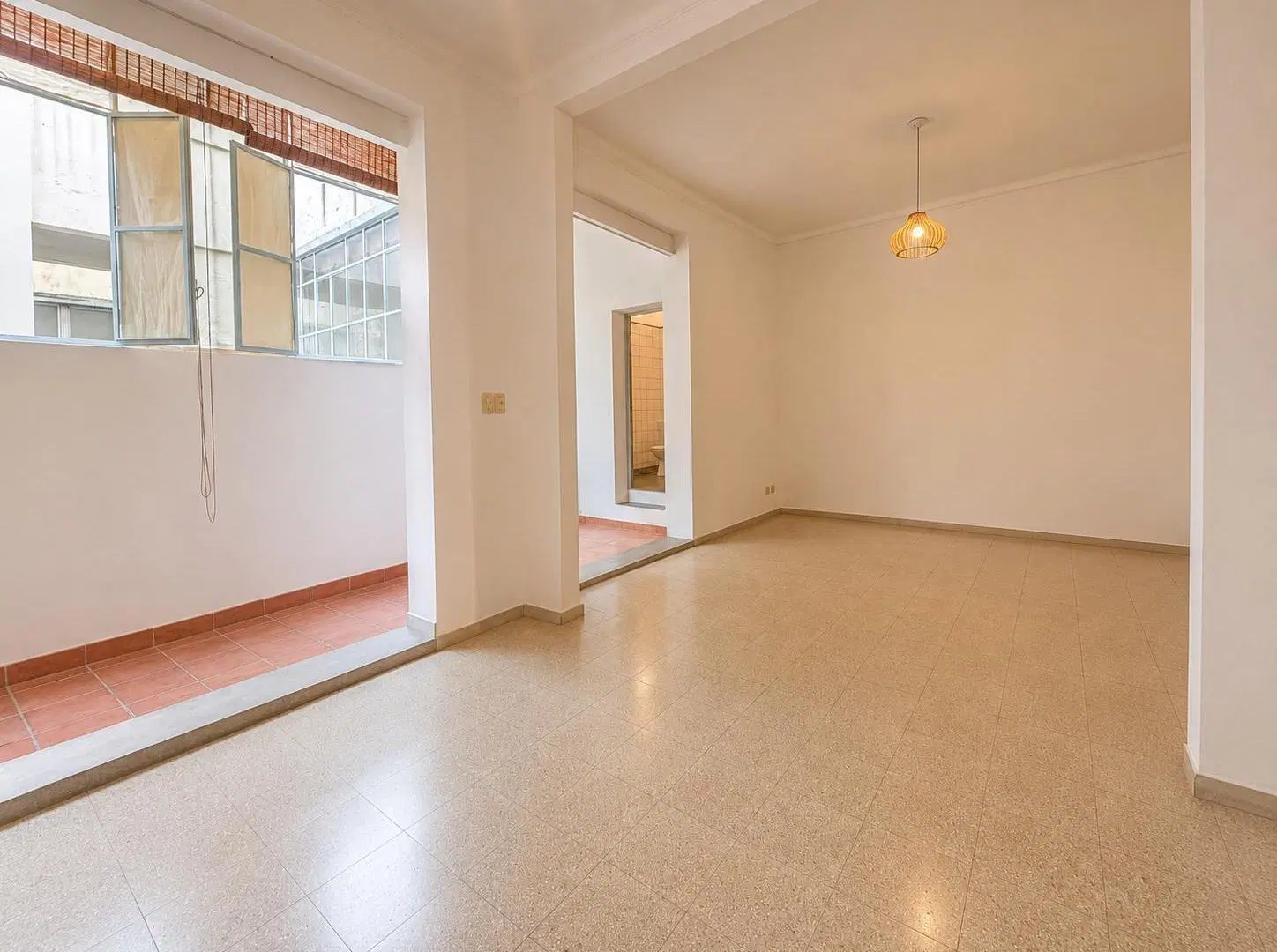 Venta departamento 2 ambientes luminoso la boca 4