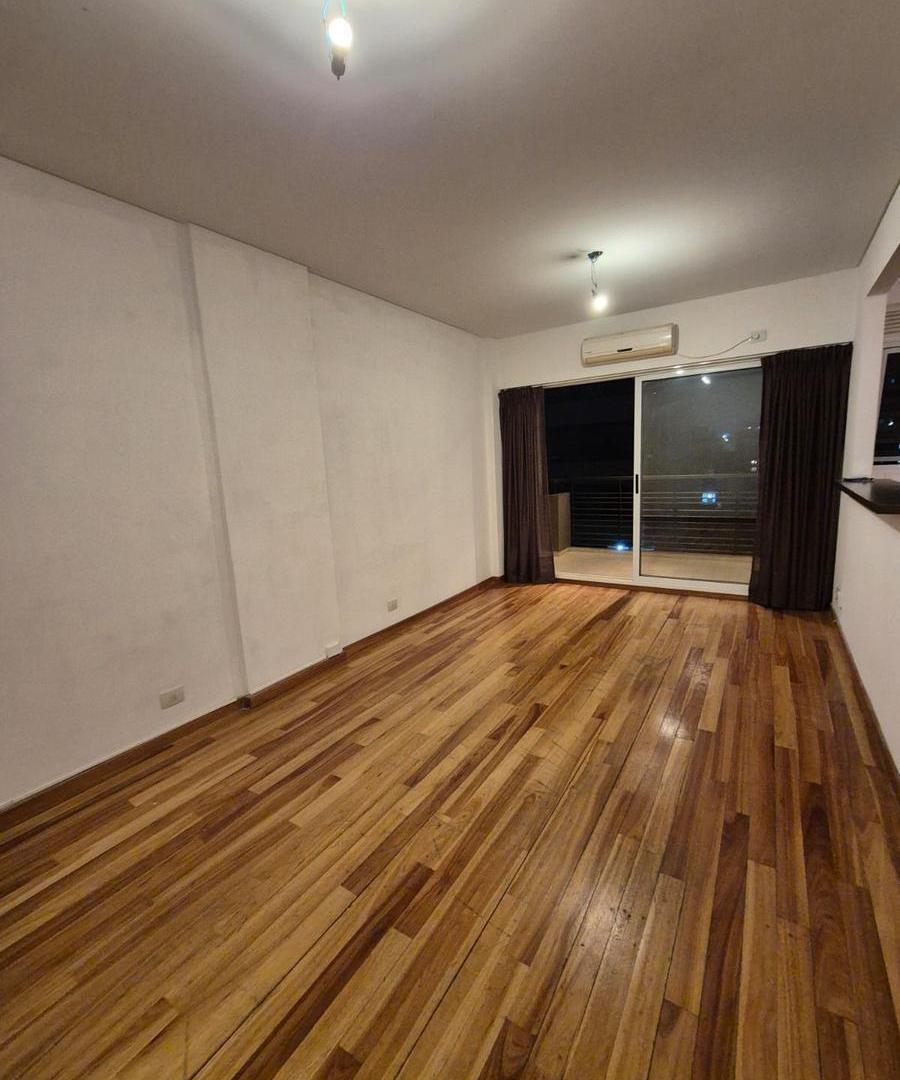 Foto de Alquiler 2 ambientes, balcón y Cochera - DISPONIBLE A PARTIR DEL 1 de, imagen 4