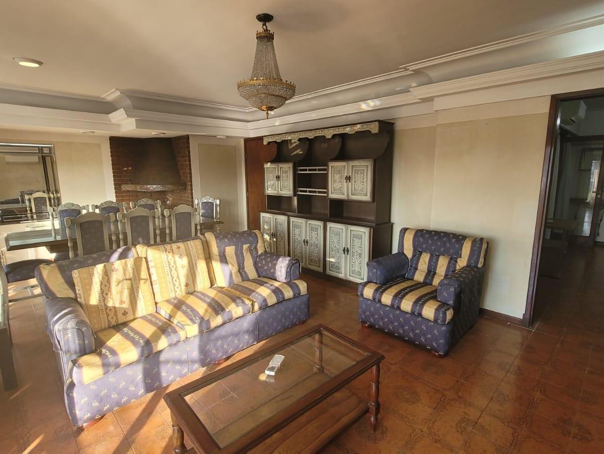 Casa en Las Avs 5