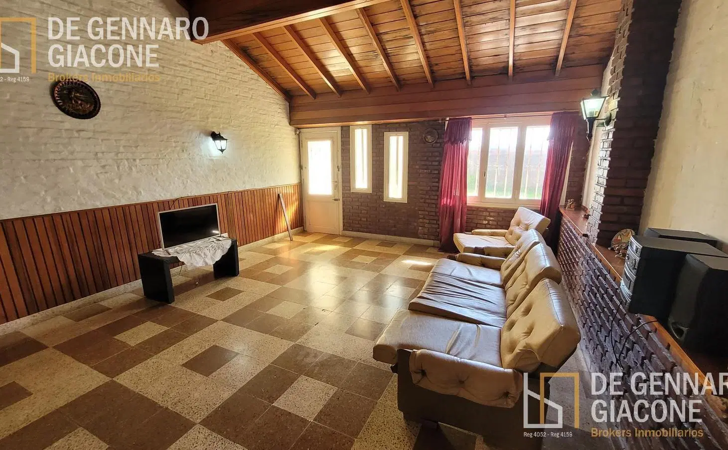 Casa en Punta Mogotes 3