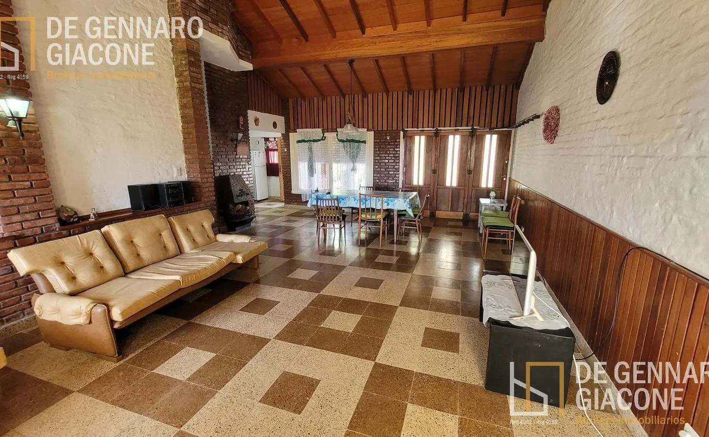 Casa en Punta Mogotes 2