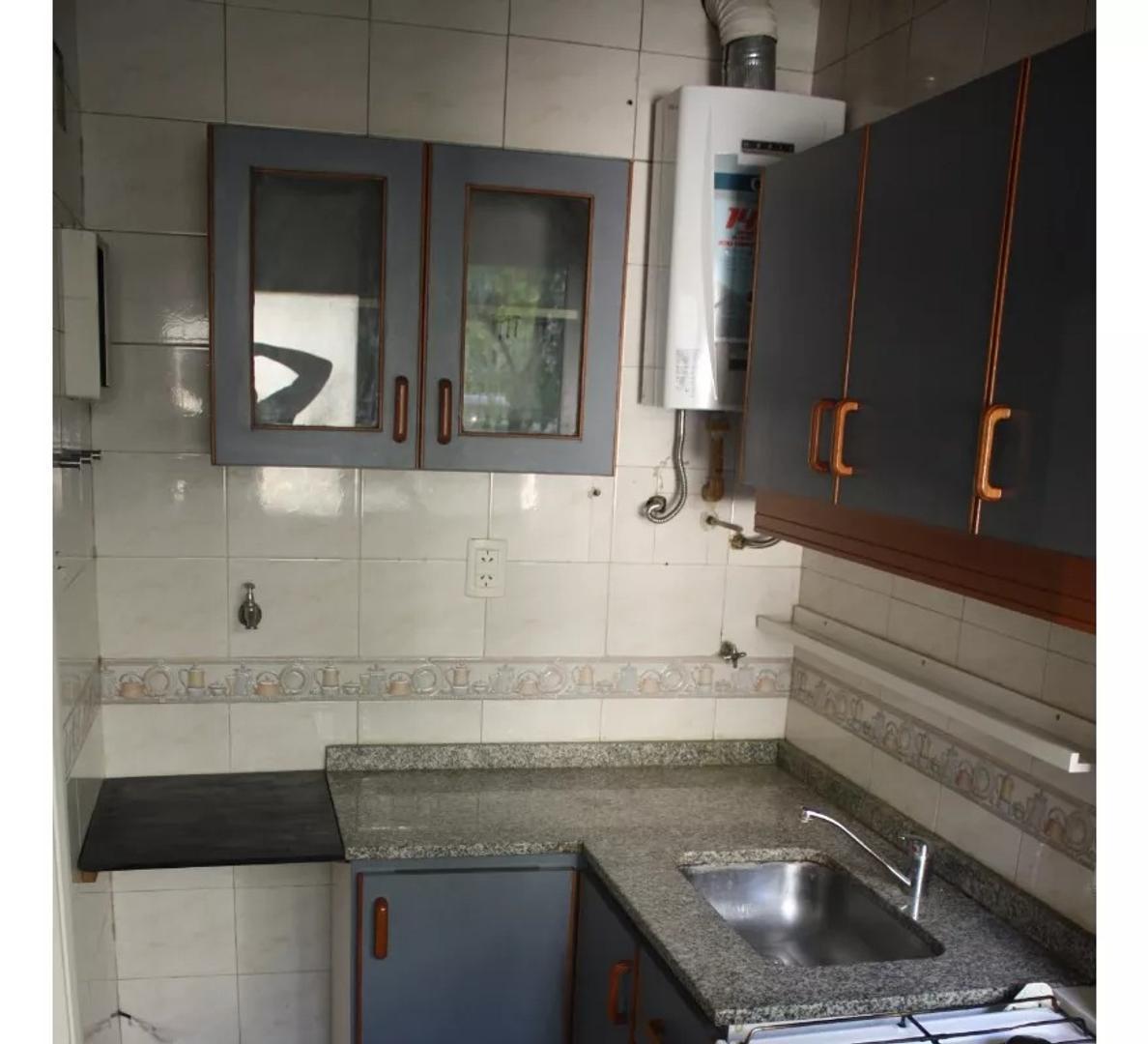 Venta. Departamento. 2 Ambientes. Balcón. Barracas. 2