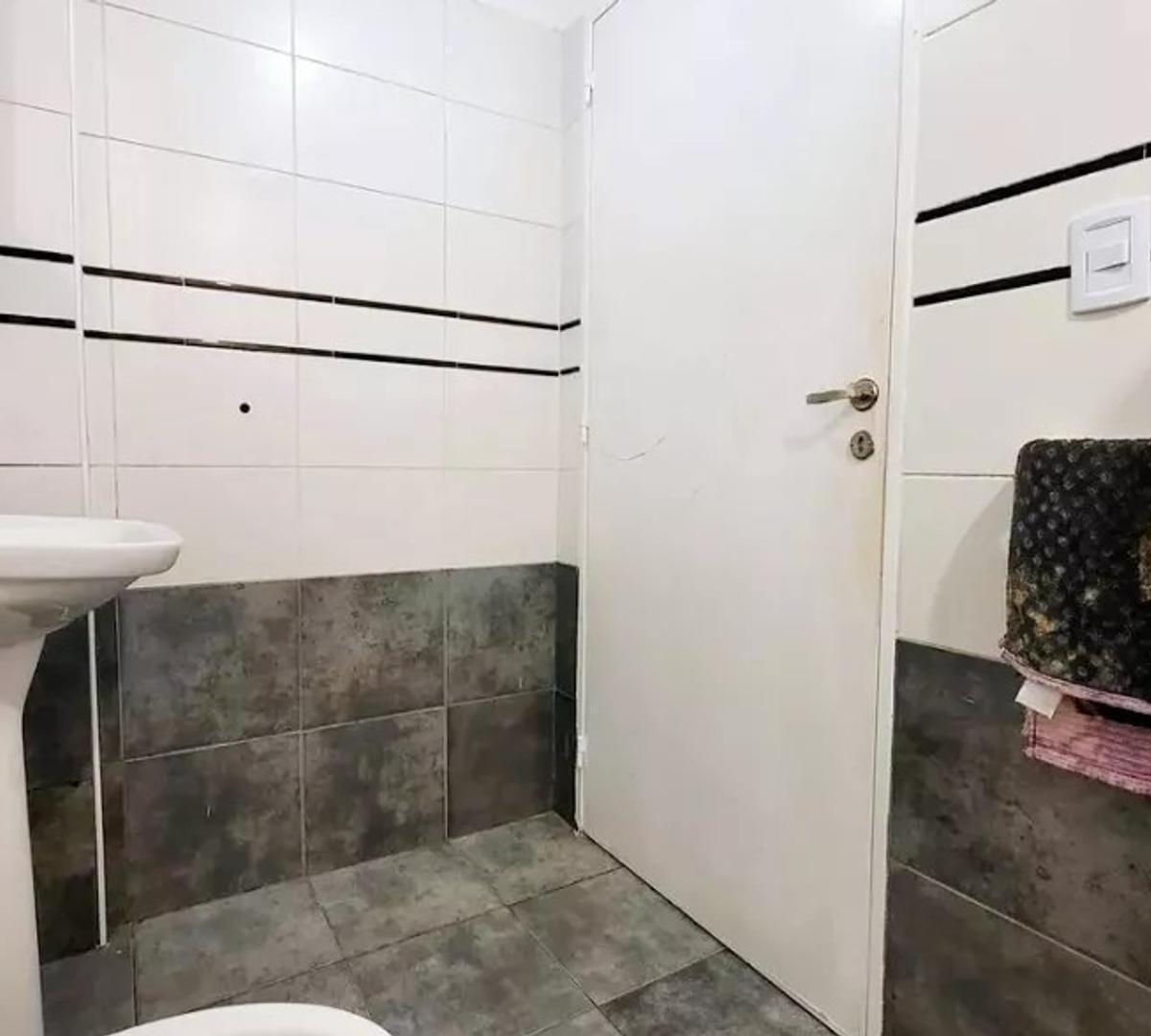 Venta. Departamento. 3 Ambientes. Saraza y Mozart. Lugano. 2