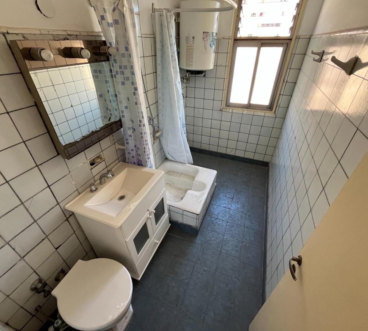 Venta. Departamento. 3 Ambientes. B° Nágera. Villa Lugano. 5