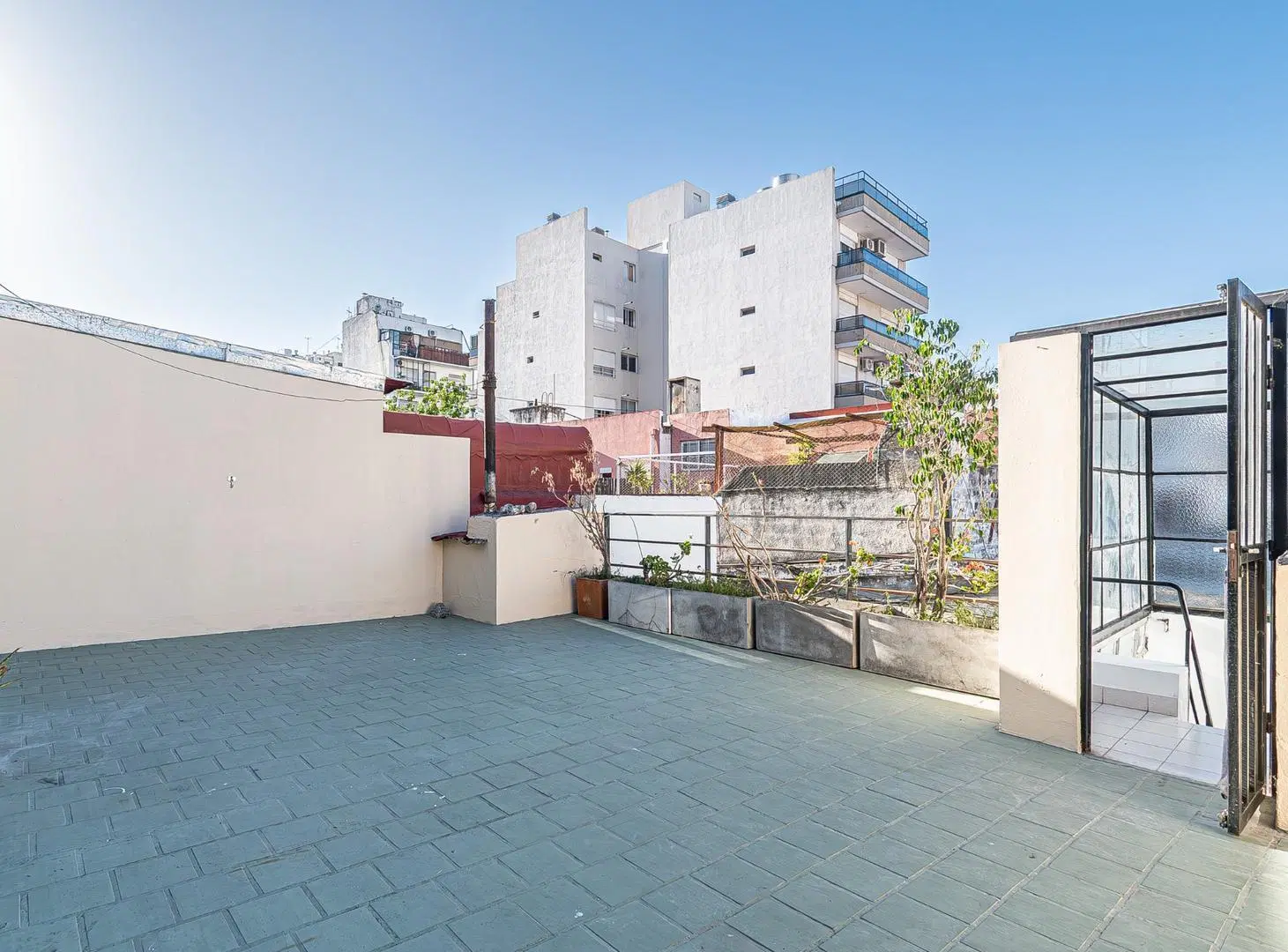 Venta. PH. 3 Ambientes. Terraza propia. Billinghurst y Perón 1