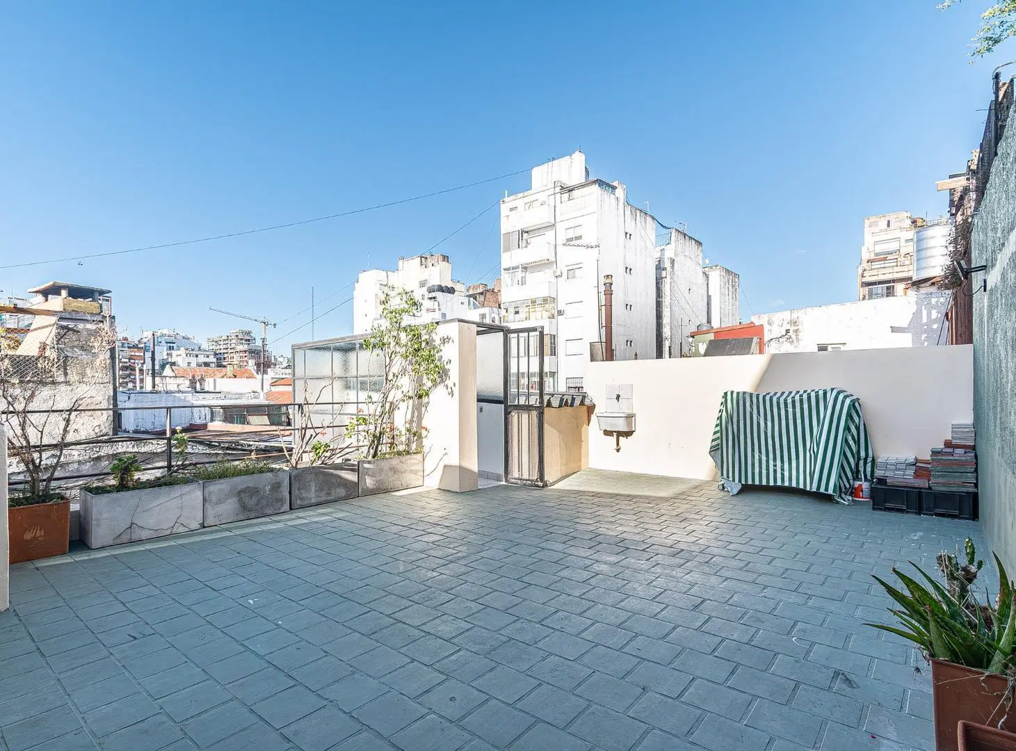 Venta. PH. 3 Ambientes. Terraza propia. Billinghurst y Perón 4