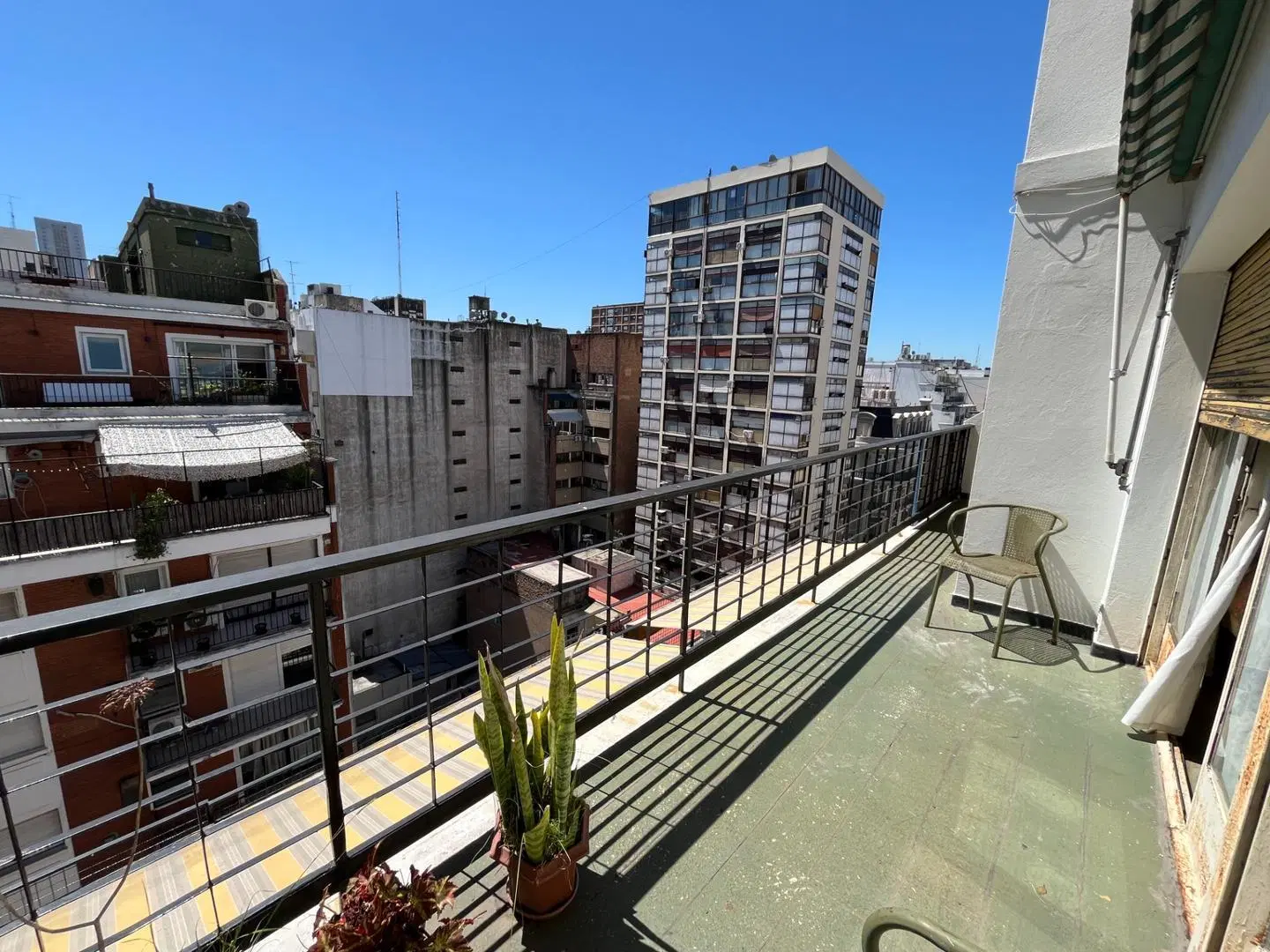 Venta. 5 Ambientes. Balcón terraza. Talcahuano y 900. 3
