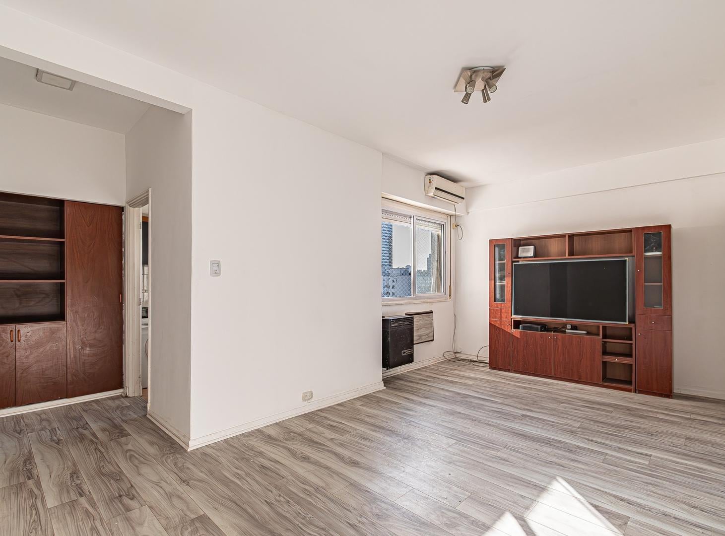 Foto de Venta. Departamento. 3 Ambientes. Chacabuco y Chile., imagen 5