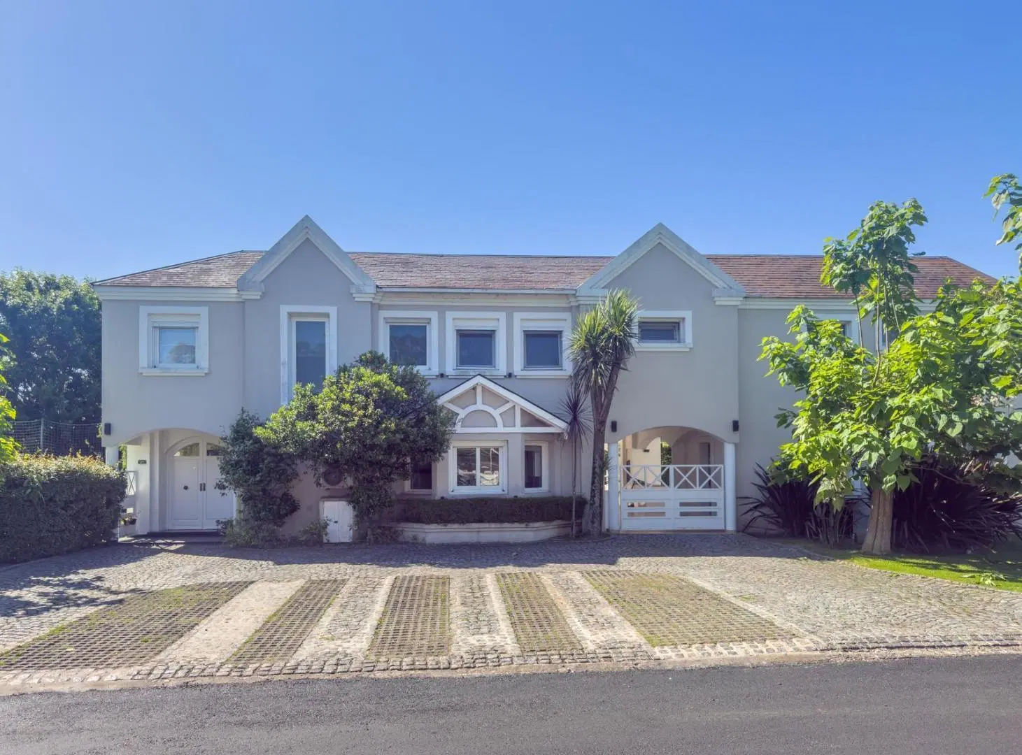 Casa en venta en San Facundo 3