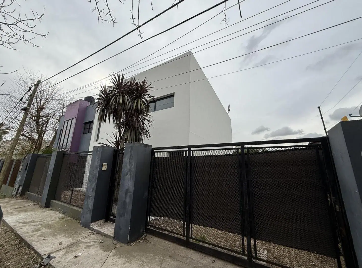 Casa de 3 dormitorios en venta en Manuel B Gonnet 4