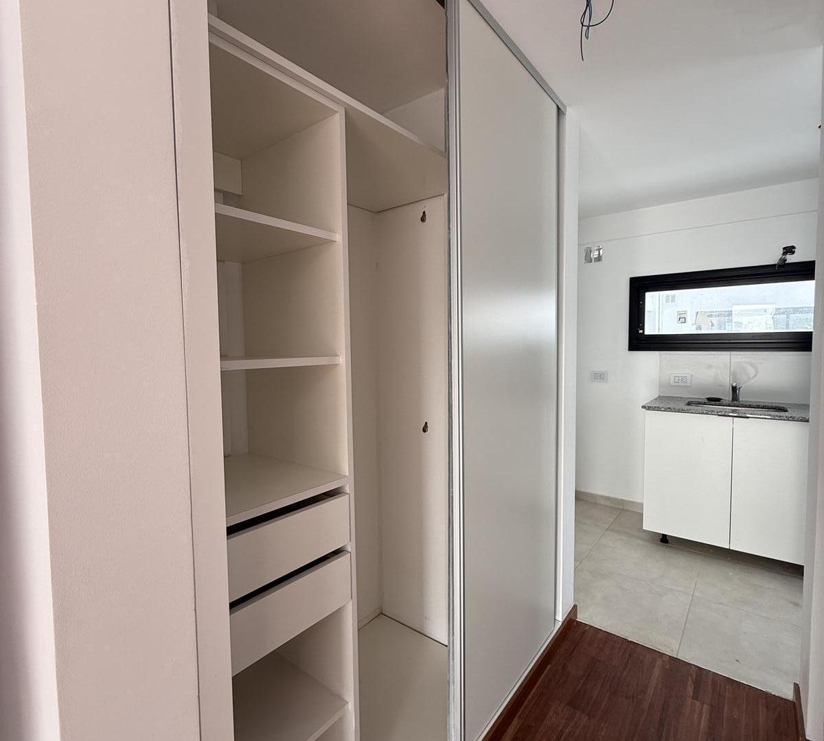 Foto de Departamento monoambiente en venta en La Plata, imagen 5