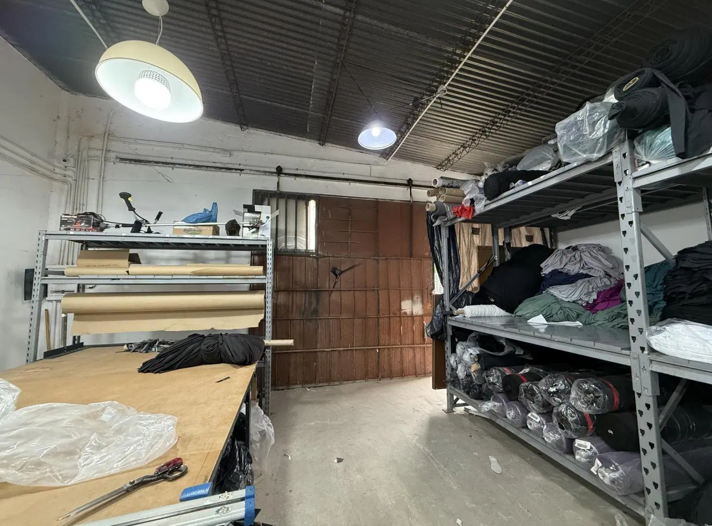 Galpón en venta en Tolosa 4