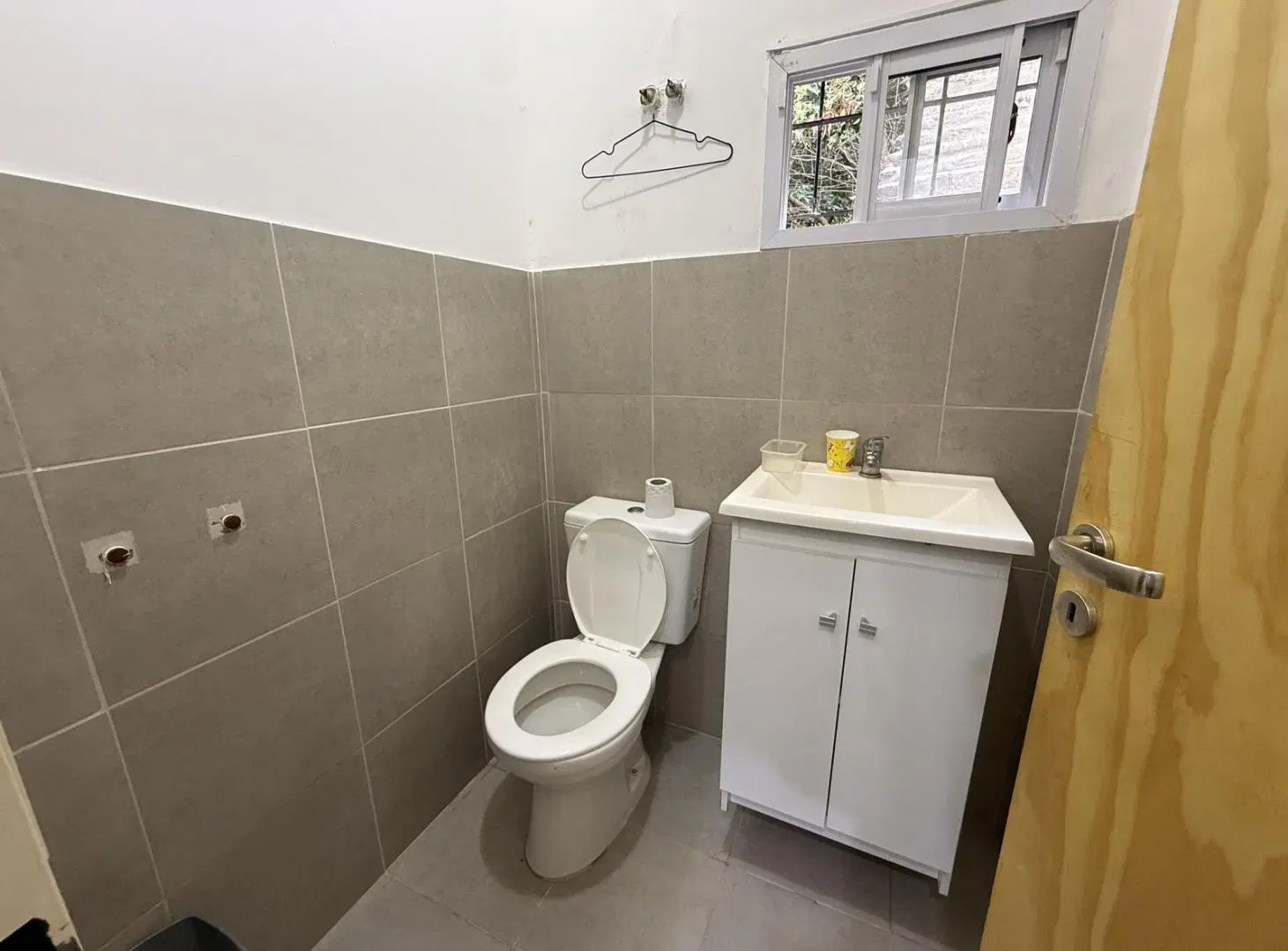 Galpón en venta en Tolosa 2