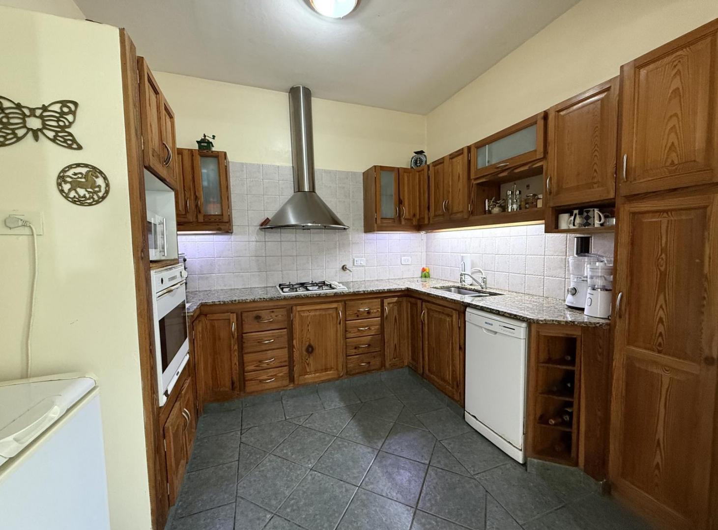 Foto de Casa en venta de 3 dormitorios en La Plata, imagen 3